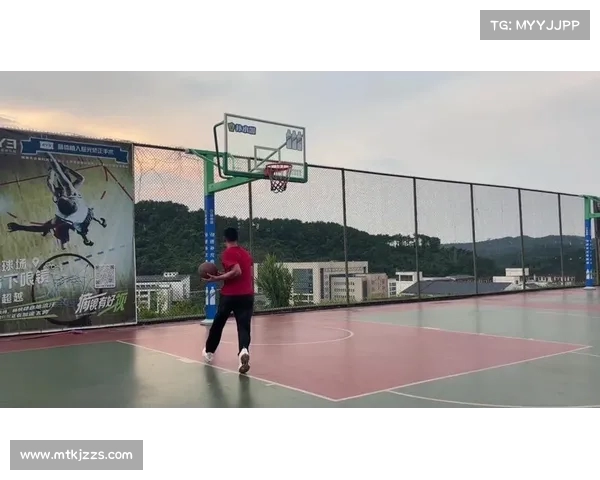 李悦洲精彩表演!犀利变向过人一突四,欧洲步左手上篮绝妙再现! 李悦洲精彩表演!犀利变向过人一突四,欧洲步左手上篮绝妙再现!