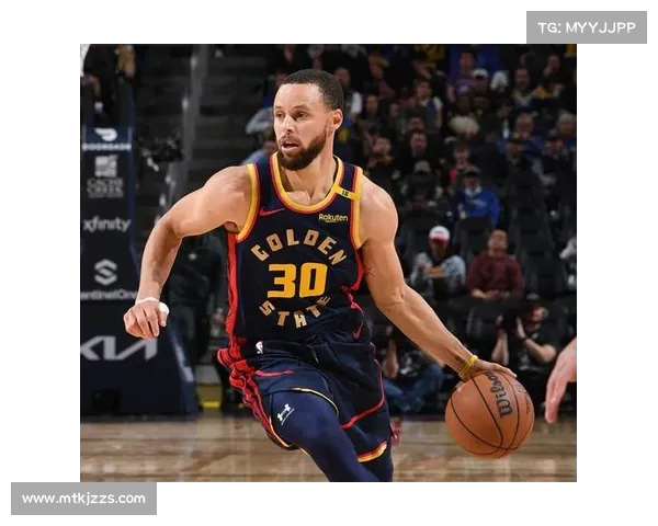 勇士队惊险逆转胜利，库里再次主宰比赛